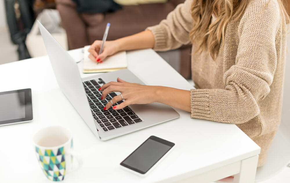 18 Places to Find Blogging Jobs, So You Can Earn Money as a Freelance Blogger
